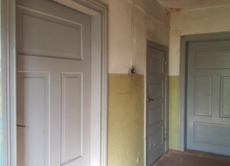 3 kamb. sodyba | 50 arų žemės ir tvarkingi dokumentai